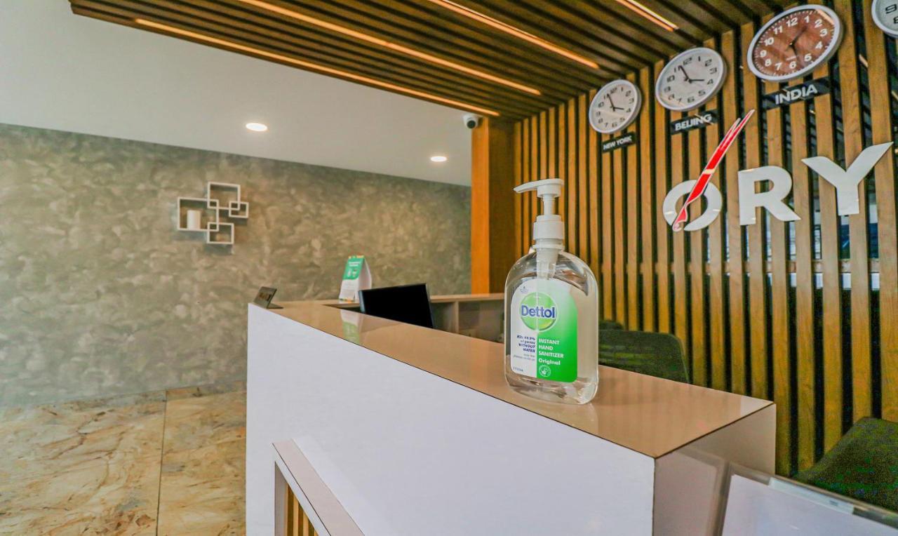 Treebo Trend Oryx Homes Kochi エクステリア 写真