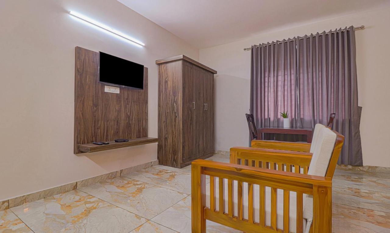 Treebo Trend Oryx Homes Kochi エクステリア 写真