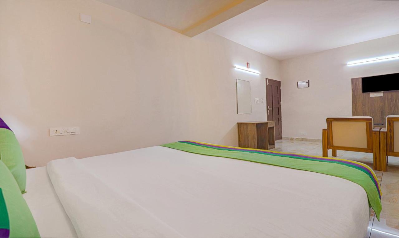 Treebo Trend Oryx Homes Kochi エクステリア 写真