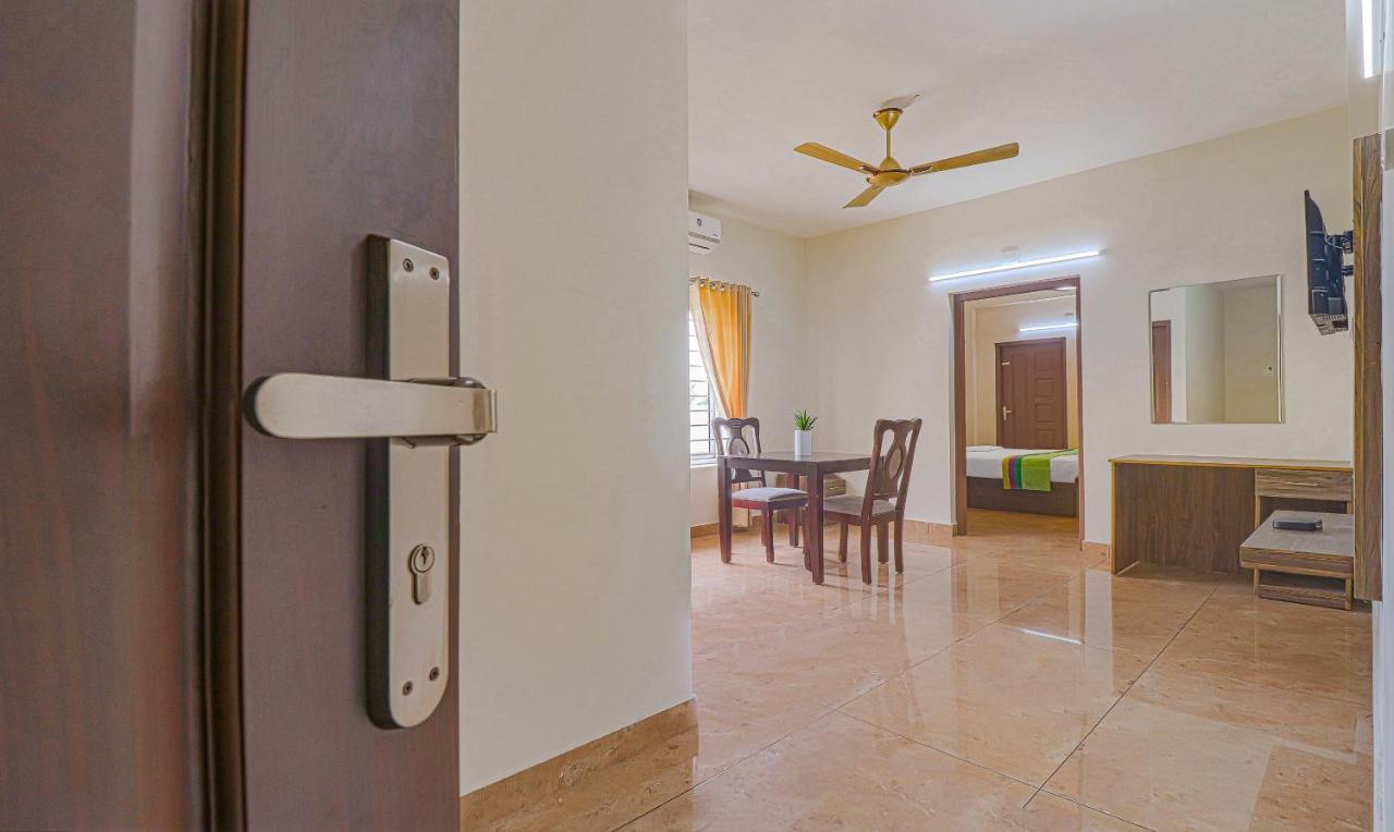 Treebo Trend Oryx Homes Kochi エクステリア 写真